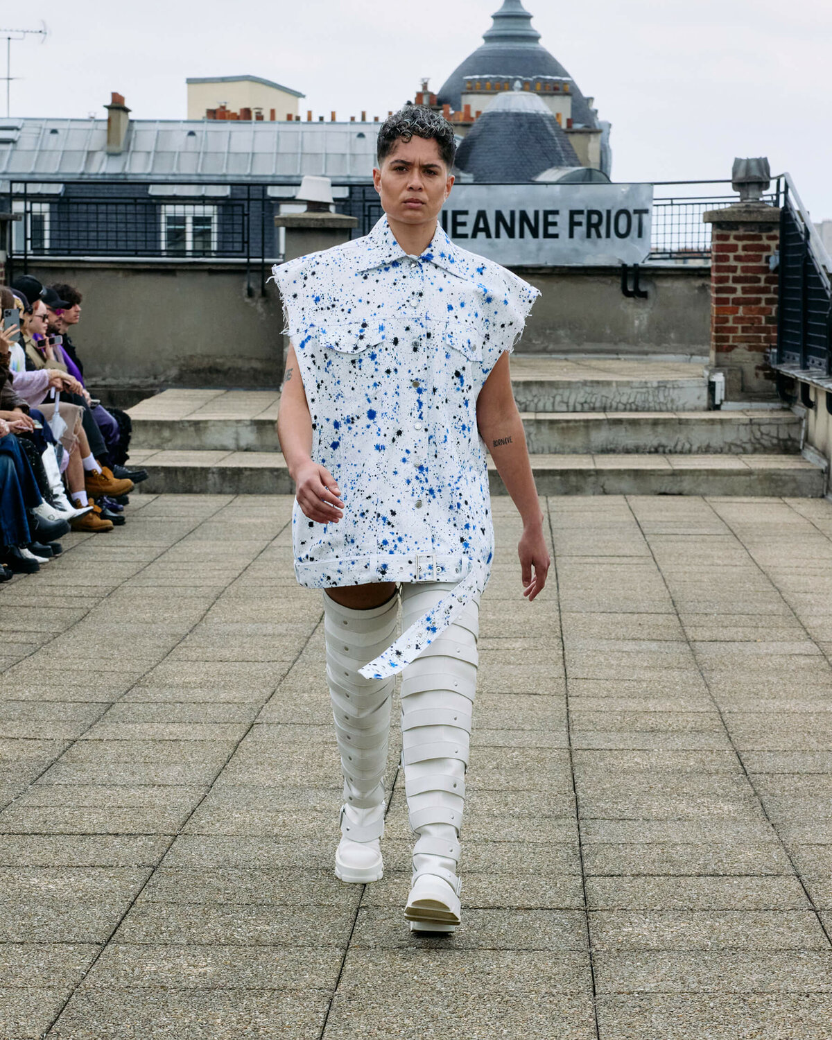 Fashion Show SS25-24