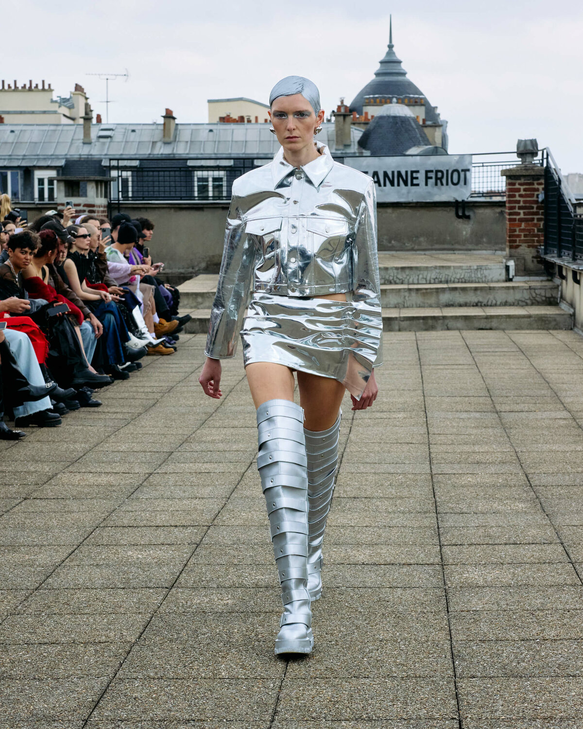 Fashion Show SS25-30