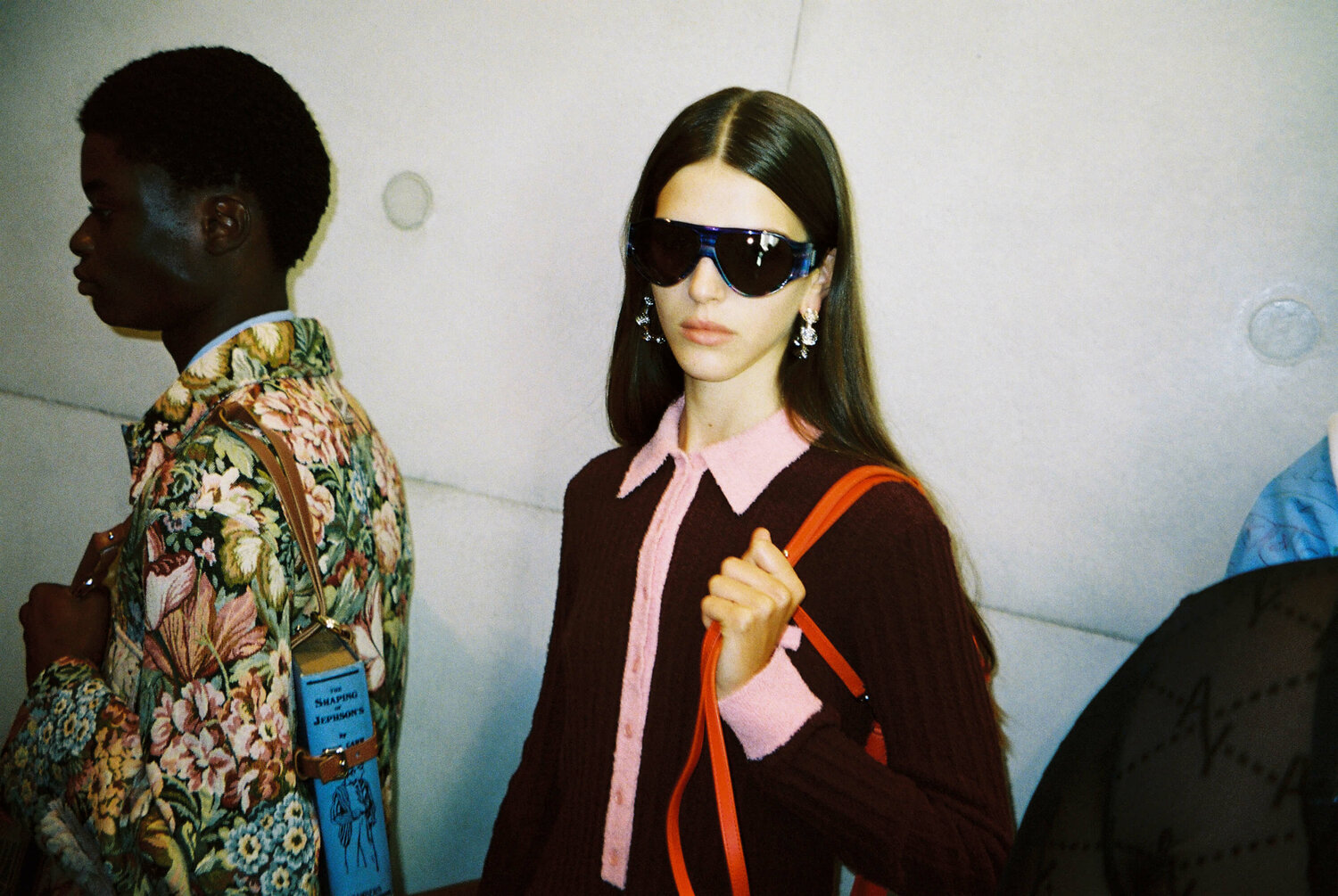 SHOW BACKSTAGE SS25-7
