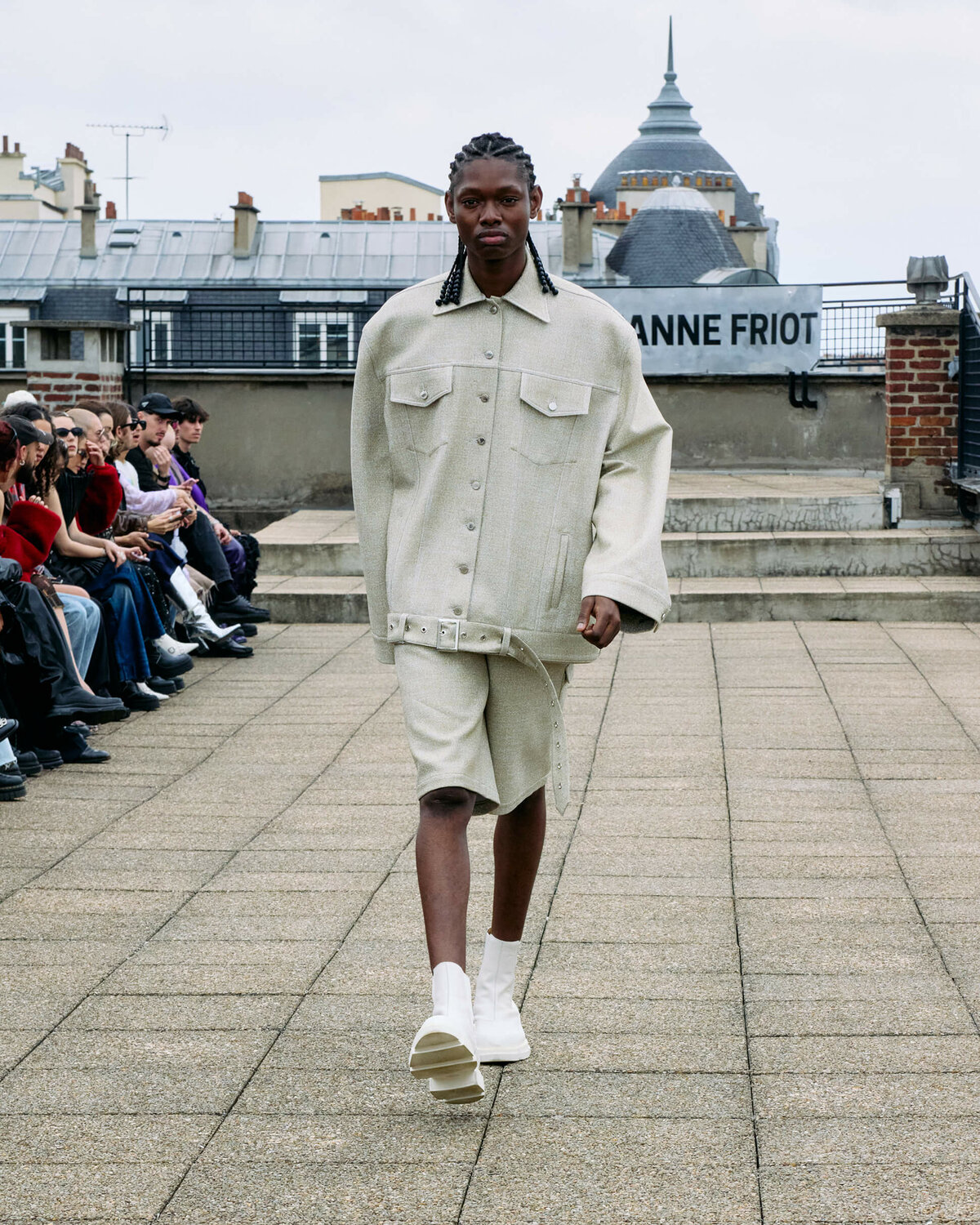 Fashion Show SS25-16