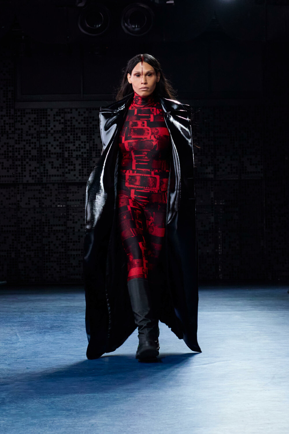 Fashion Show AW25-19