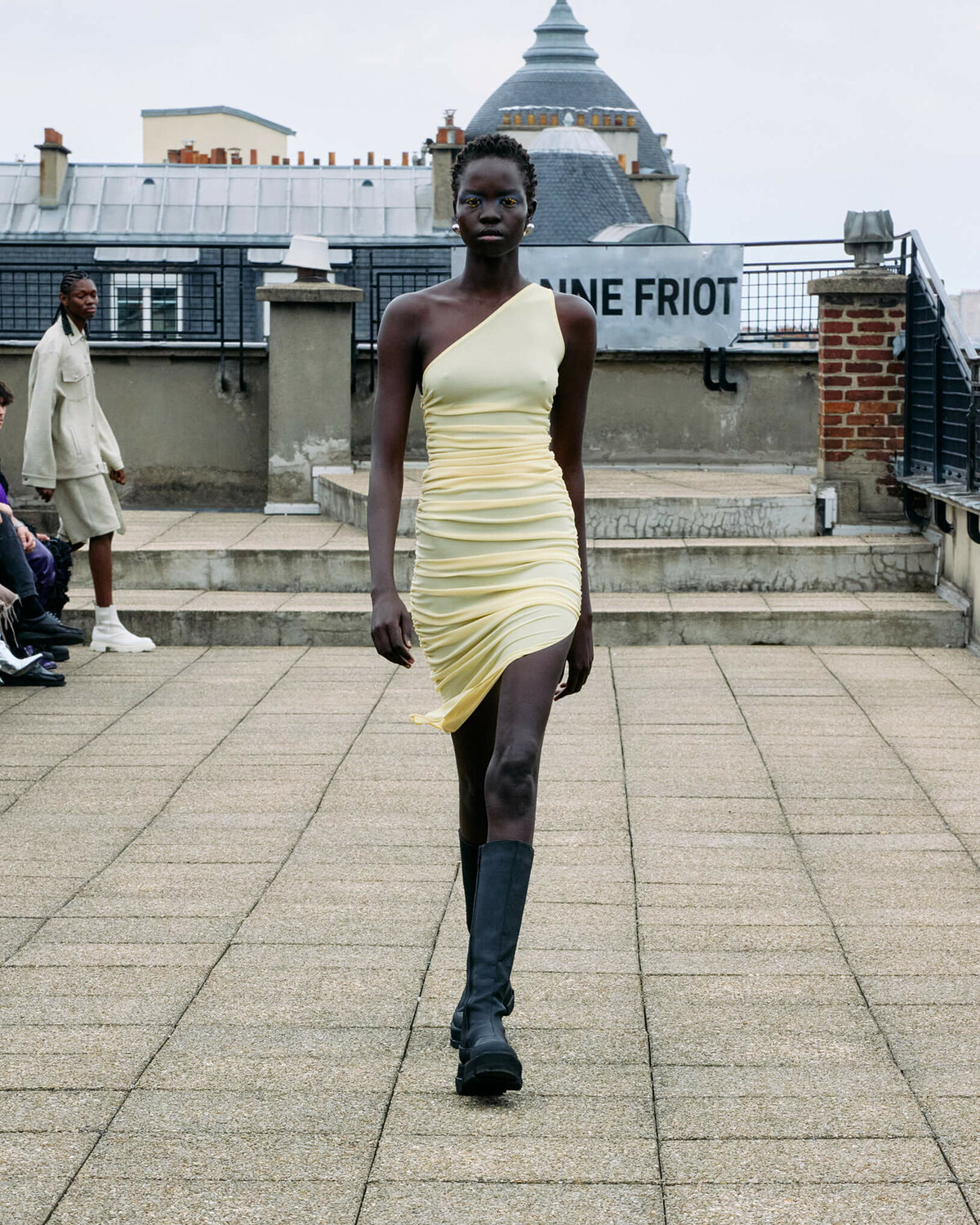 Fashion Show SS25-15